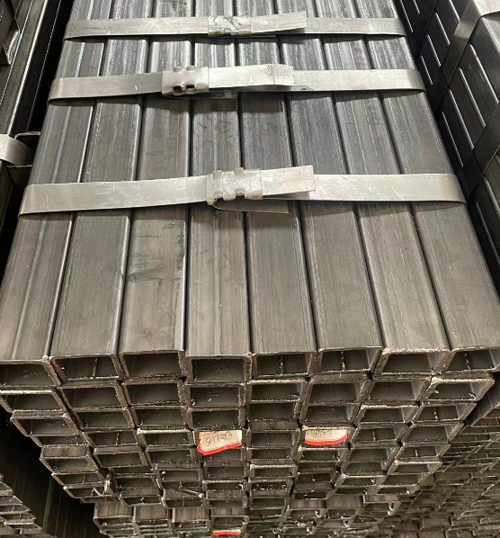 阿拉尔工业用梯子 镀锌管焊接梯子 铁梯子方管梯